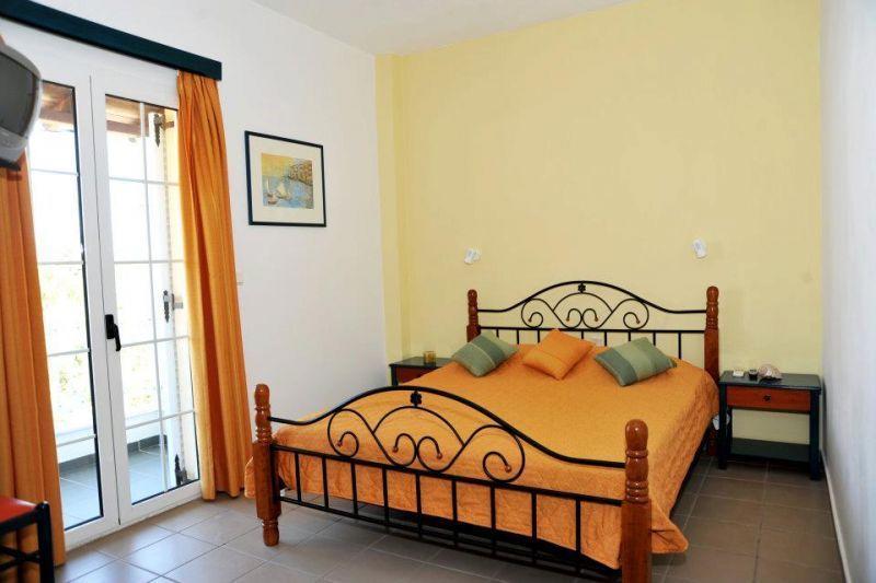 Papoulias Rooms エラフォニソス 部屋 写真